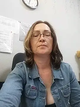 Snapshot of Ameli5689 chatting on July 2026 07:34:02 AM Ameli5689 online show from July 2026 07:34:02 AM