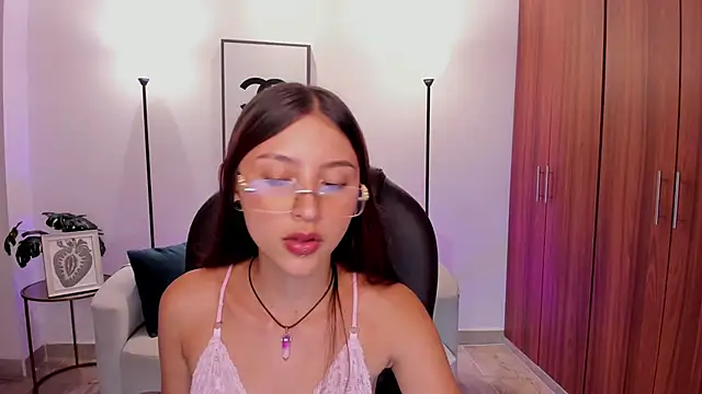 Snapshot of Nikky_sweett_ chatting on May 2026 09:34:02 PM Nikky sweett online show from May 2026 09:34:02 PM