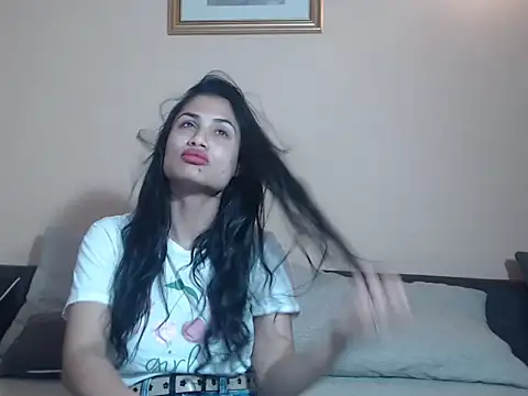 Snapshot of rebecka_sweet chatting on May 2026 05:20:01 PM rebecka sweet online show from May 2026 05:20:01 PM
