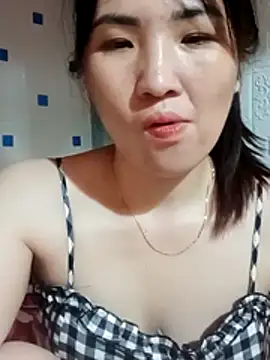 Kee2000 online show from June 2026 03:25:02 PM