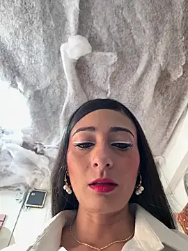 IsabellaMariet online show from July 2026 02:13:02 PM