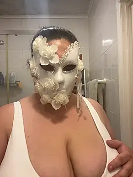 XXXKatyzinhaXXX online show from August 2026 08:44:02 PM