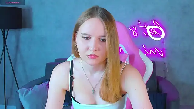 Emmaa Kimm online show from June 2026 12:59:02 AM