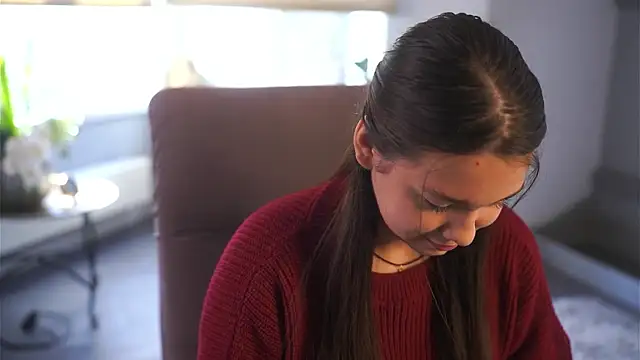 LovettaTinger online show from April 2026 04:05:02 AM