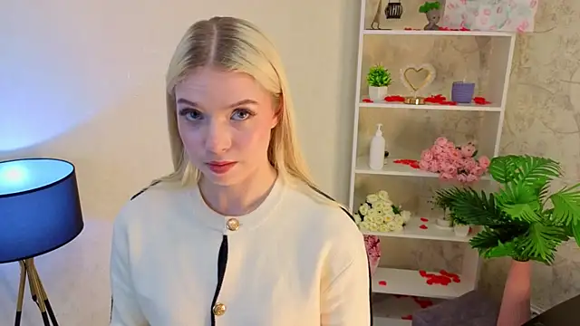 AmandaTrousdale online show from May 2026 04:26:02 PM