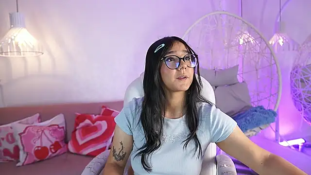 VioletJoness  online show from June 2026 11:35:02 AM