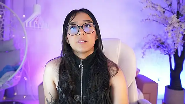 VioletJoness  online show from July 2026 11:42:02 AM