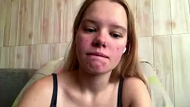 Snapshot of Malinwitch chatting on August 2026 05:31:01 AM Malinwitch online show from August 2026 05:31:01 AM