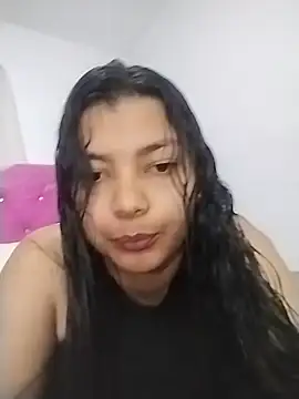 Snapshot of KarlaLoving chatting on June 2026 06:44:01 PM KarlaLoving online show from June 2026 06:44:01 PM
