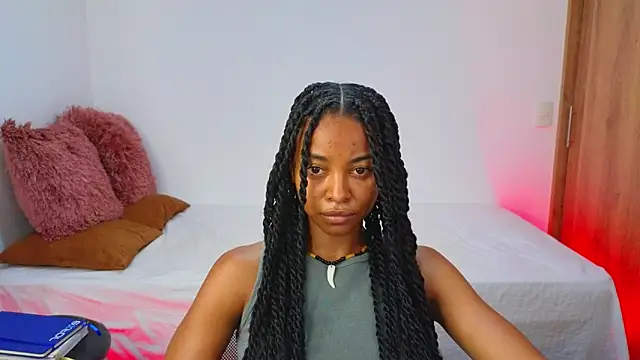 Snapshot of kristinereyes_ chatting on May 2026 02:09:02 AM kristinereyes online show from May 2026 02:09:02 AM
