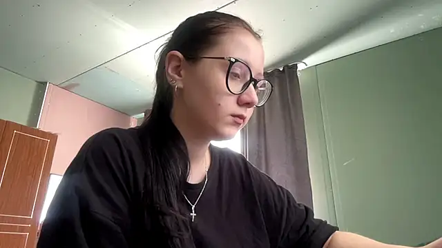 AdelleBaggenstoss online show from May 2026 09:26:02 AM