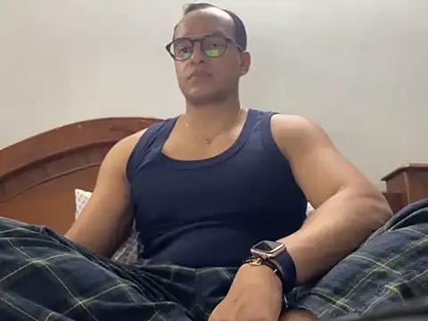 Esteban Steel online show from May 2026 02:17:01 AM