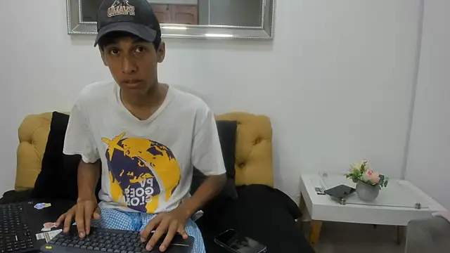 Snapshot of Zane_Belville chatting on June 2026 11:38:02 AM Zane Belville online show from June 2026 11:38:02 AM