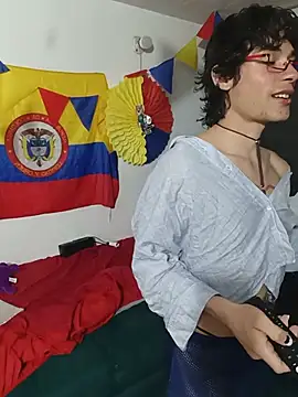 Snapshot of LittleTymmy chatting on July 2026 01:08:01 AM LittleTymmy online show from July 2026 01:08:01 AM
