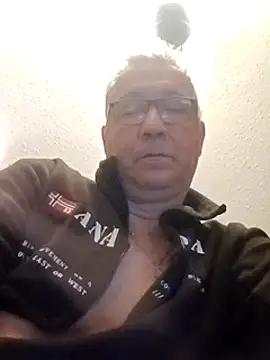 Snapshot of Soloyan chatting on January 2025 05:58:02 AM Soloyan online show from January 2025 05:58:02 AM
