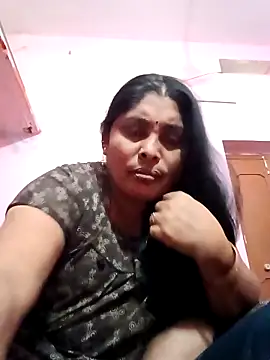 Snapshot of sukanya11 chatting on May 2026 06:29:02 AM sukanya11 online show from May 2026 06:29:02 AM