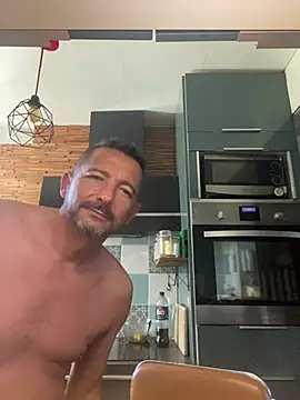 Snapshot of daddy3945 chatting on June 2026 08:16:01 AM daddy3945 online show from June 2026 08:16:01 AM