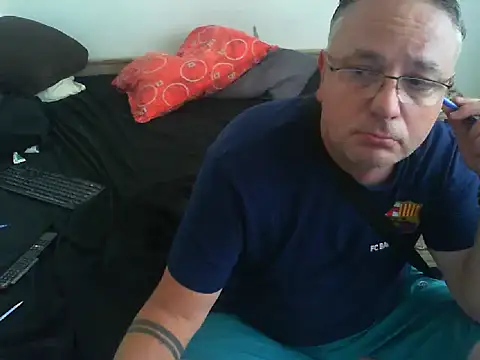 Snapshot of GeorgeCarlo chatting on June 2026 10:26:01 AM GeorgeCarlo online show from June 2026 10:26:01 AM