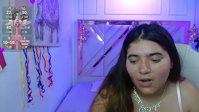 Laurha  online show from July 2026 07:40:01 PM