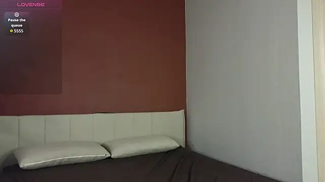 Snapshot of Eva_Th0mpson chatting on May 2026 01:35:01 AM Eva Th0mpson online show from May 2026 01:35:01 AM