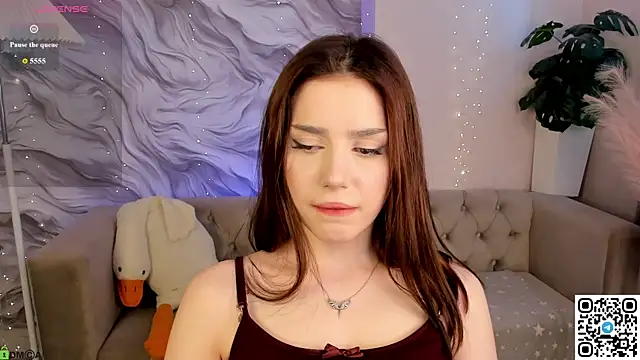 Lonny Peach online show from August 2026 03:08:02 AM