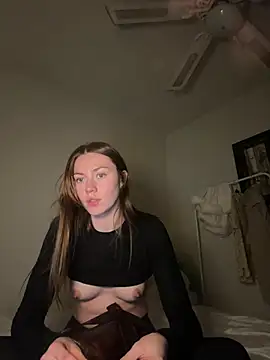 daisycollins online show from June 2026 11:57:02 AM
