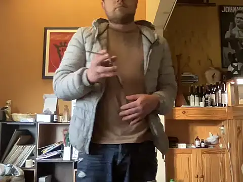 alecsgzz online show from May 2026 09:42:02 PM