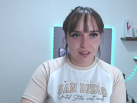 Snapshot of anyela_bubble18 chatting on May 2026 12:19:02 AM anyela bubble18 online show from May 2026 12:19:02 AM