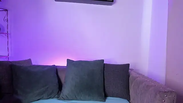 AnnyRosse 699 online show from June 2026 01:27:01 PM
