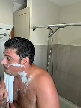 Snapshot of Madamebeton chatting on July 2026 12:20:02 PM Madamebeton online show from July 2026 12:20:02 PM