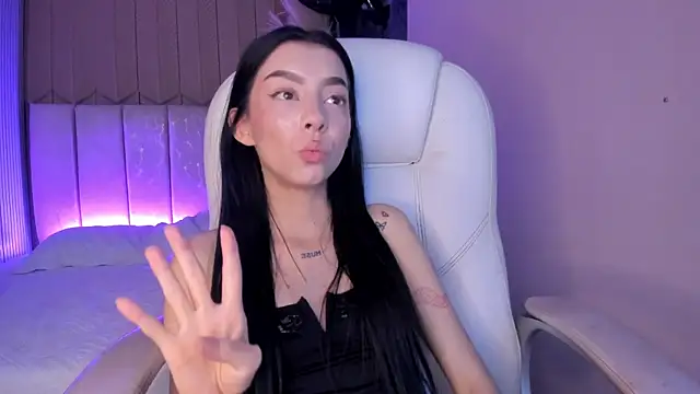 MelCherry online show from August 2026 04:17:02 AM