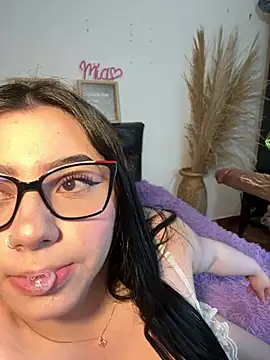 Snapshot of mia_valentine__ chatting on July 2026 11:58:01 PM mia valentine online show from July 2026 11:58:01 PM