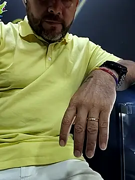 AndresvargasQ123 online show from July 2026 04:21:02 PM