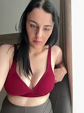 ema-emanuela online show from July 2026 02:09:02 PM