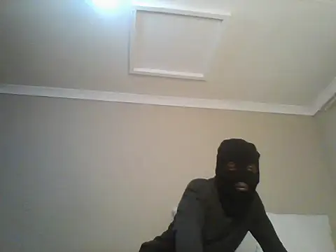 Tbangs  online show from May 2026 07:11:02 PM