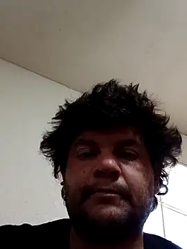 matdog027374 online show from May 2026 01:49:02 PM