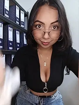 Snapshot of JENNIFER__03 chatting on June 2026 05:02:02 PM JENNIFER 03 online show from June 2026 05:02:02 PM
