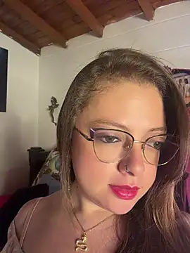 Snapshot of Lilith_Desire chatting on May 2026 01:29:02 PM Lilith Desire online show from May 2026 01:29:02 PM