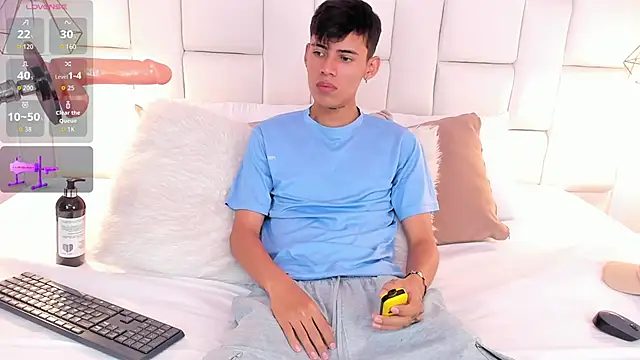 JacobFerrer online show from May 2026 06:38:02 PM