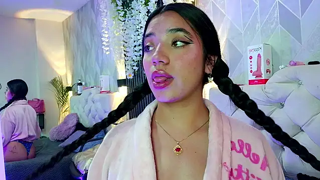 Zaira bonny online show from June 2026 05:12:02 PM
