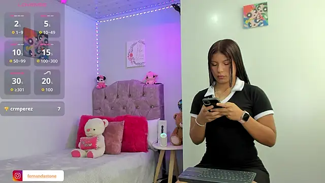 Snapshot of FernandaHils chatting on July 2026 07:39:01 PM FernandaHils online show from July 2026 07:39:01 PM