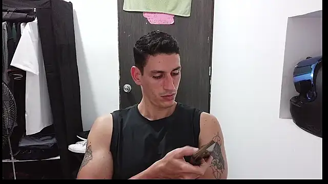RaulRico online show from June 2026 11:18:01 PM