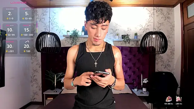 Spencerwhite  online show from May 2026 07:41:02 PM