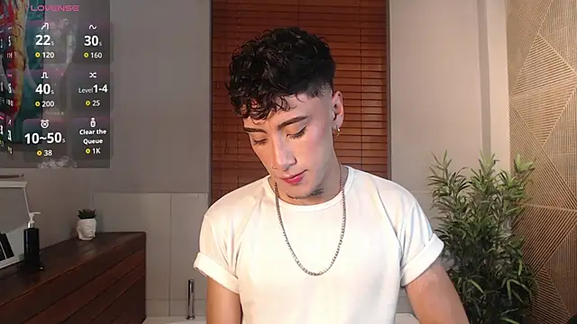 Spencerwhite  online show from May 2026 07:55:02 PM