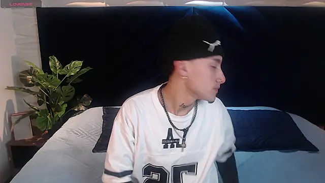 Spencerwhite  online show from June 2026 10:23:02 PM