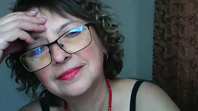 Snapshot of ElizabethGorden chatting on June 2026 11:05:01 AM ElizabethGorden online show from June 2026 11:05:01 AM