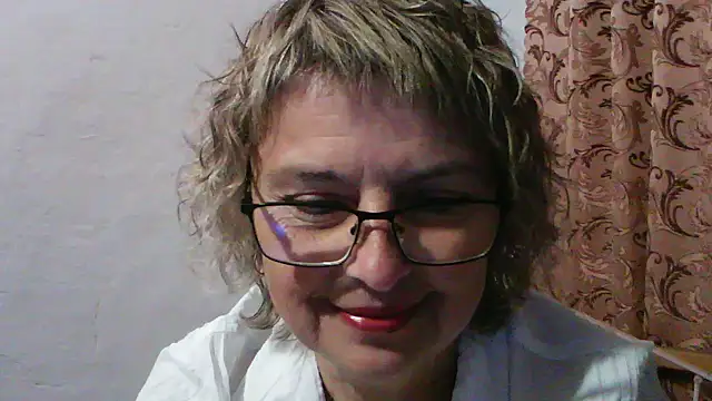 Snapshot of ElizabethGorden chatting on June 2026 06:42:01 PM ElizabethGorden online show from June 2026 06:42:01 PM