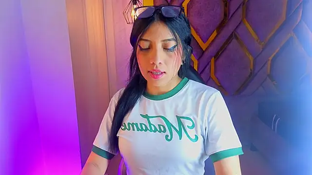 Ey Im simone  online show from June 2026 12:24:02 PM