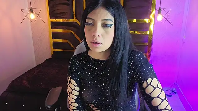 Ey Im simone  online show from July 2026 12:21:02 PM