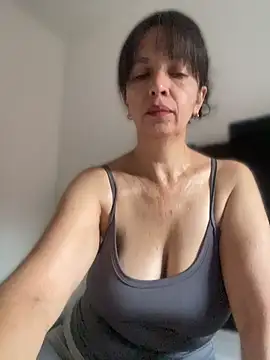 Snapshot of Soy_Camila8 chatting on June 2026 11:14:02 AM Soy Camila8 online show from June 2026 11:14:02 AM